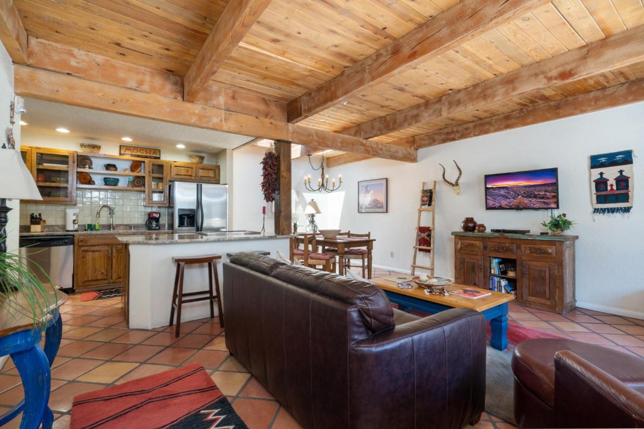 Apartment Artist Road #7 Santa Fe